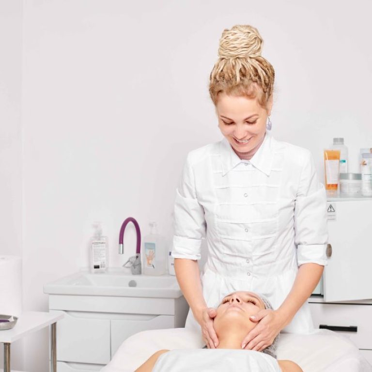 cosmetologist-rubbing-moisturizing-cream-mask-into-2025-03-13-23-29-52-utc_11zon-1024x683